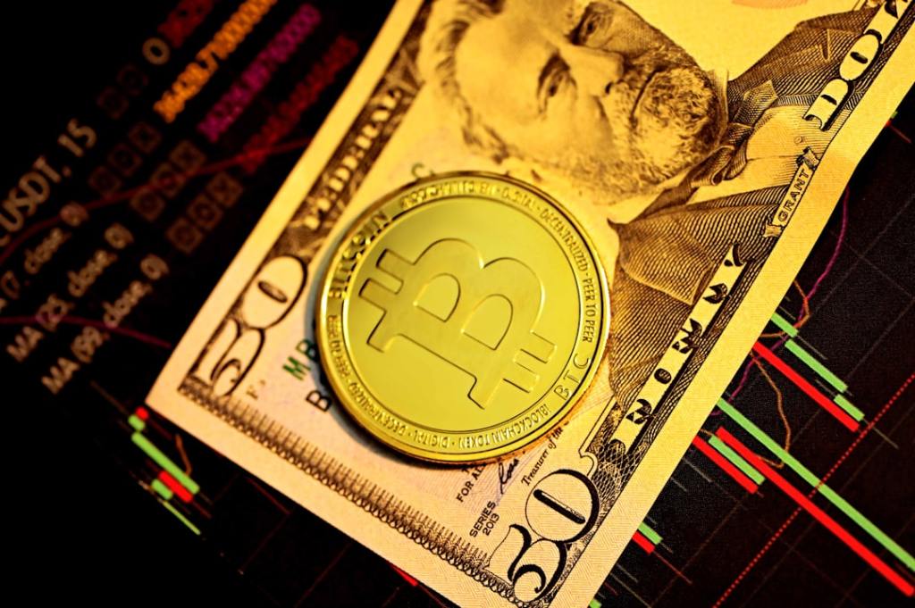 Mercados de divisas: dólar oficial versus paralelo en $10 de&nbsp;diferencia