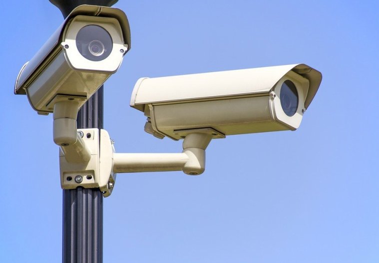 Diego Kravetz recordó que durante su gestión en Lanús las cámaras de seguridad pasaron de 180 a 1.000 y los patrulleros de 15 a casi&nbsp;200